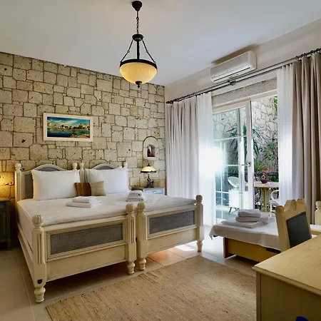 Cumbalica Flora Hotel