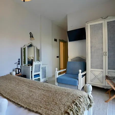 Cumbalica Flora Hotell Çeşme