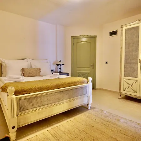 Hotell Cumbalica Flora