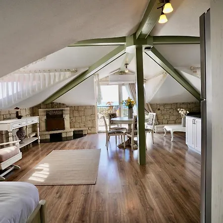 Cumbalica Flora Hotell Çeşme