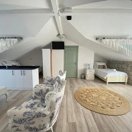 Cumbalica Flora * Çeşme