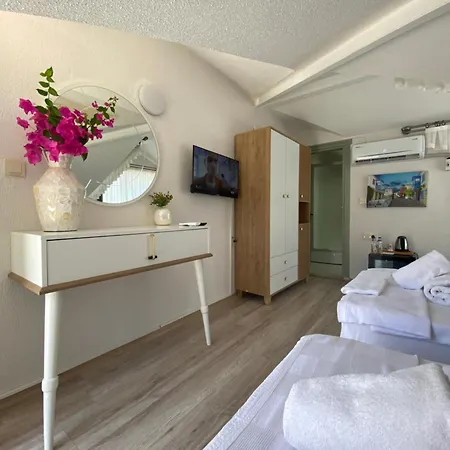 Cumbalica Flora Hotell Çeşme