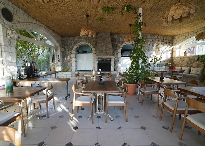 Cumbalica Flora 酒店 Çeşme
